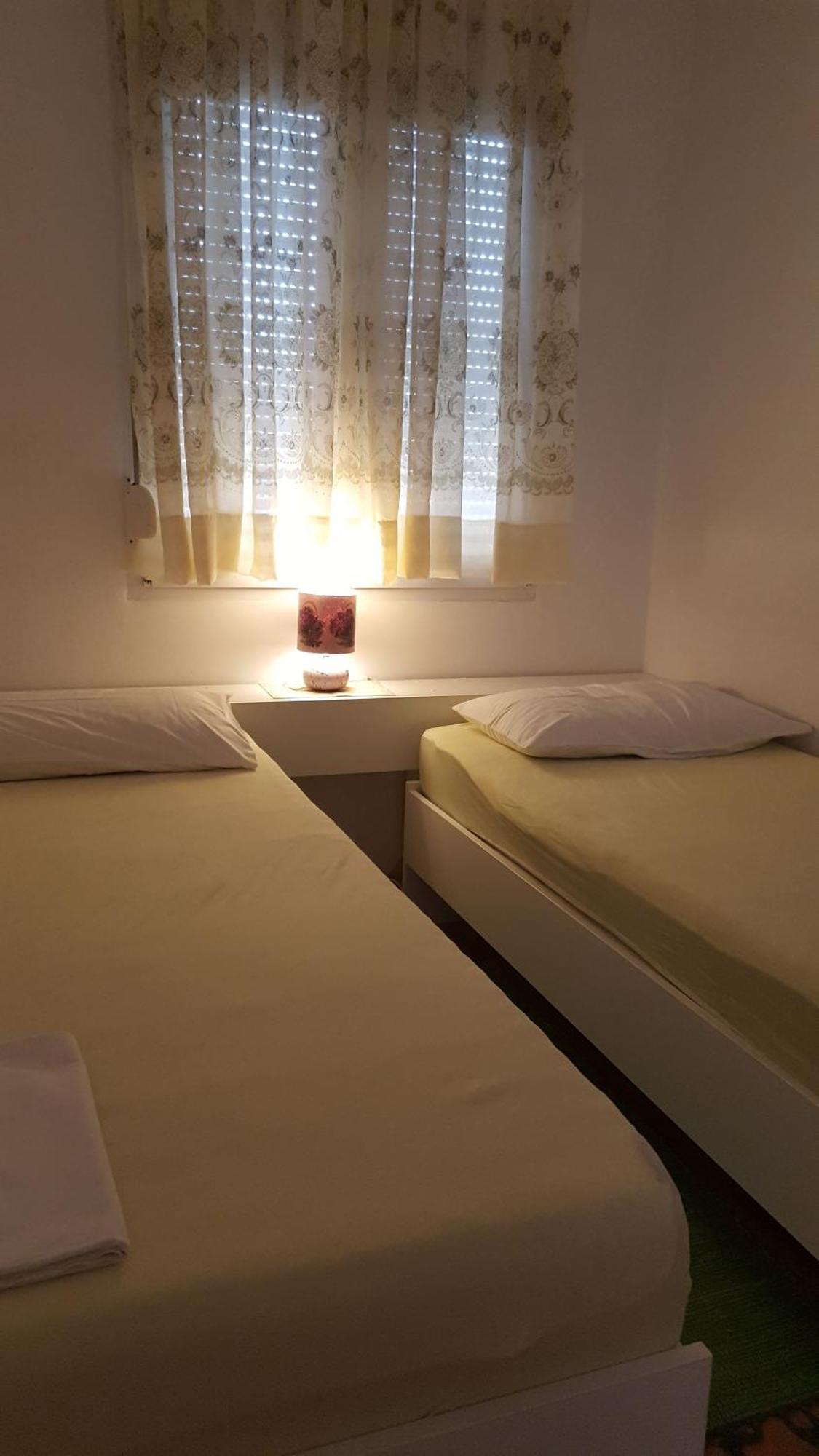 Apartmani Tonci Pag Pag Town Buitenkant foto